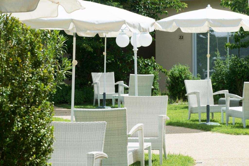 Logis Auberge Bienvenue Doué-la-Fontaine Étterem fotó