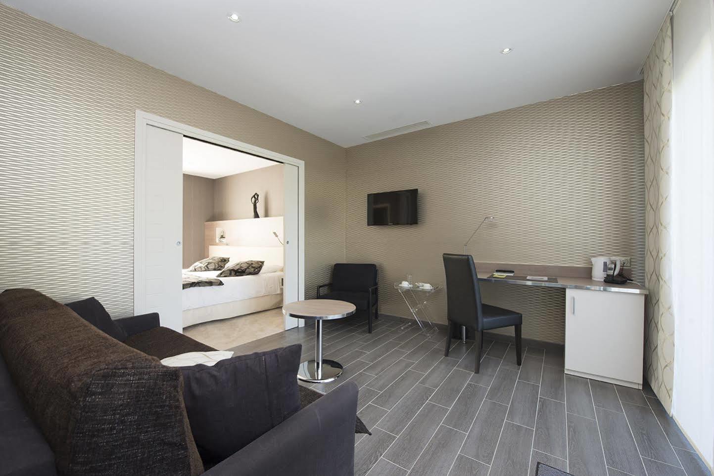 Logis Auberge Bienvenue Doué-la-Fontaine Kültér fotó
