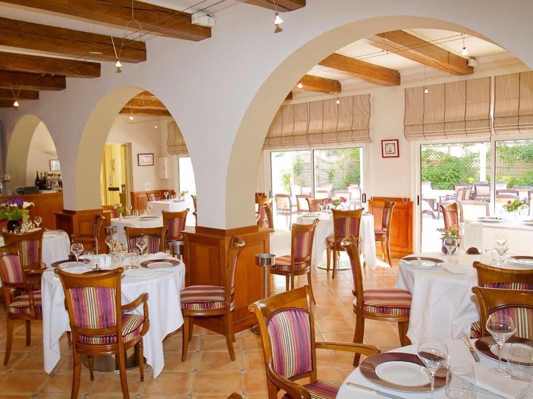 Logis Auberge Bienvenue Doué-la-Fontaine Kültér fotó